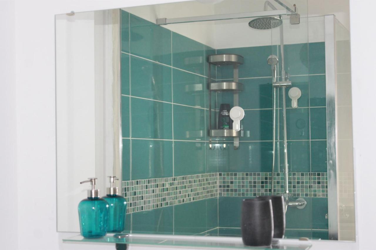 Studio Turquoise Victoria Bukarest Exterior foto