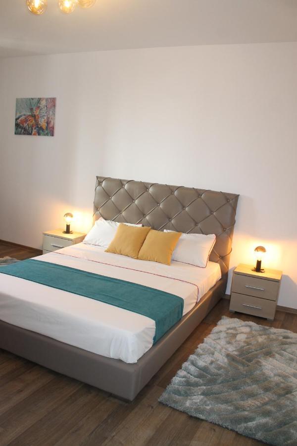 Studio Turquoise Victoria Bukarest Exterior foto