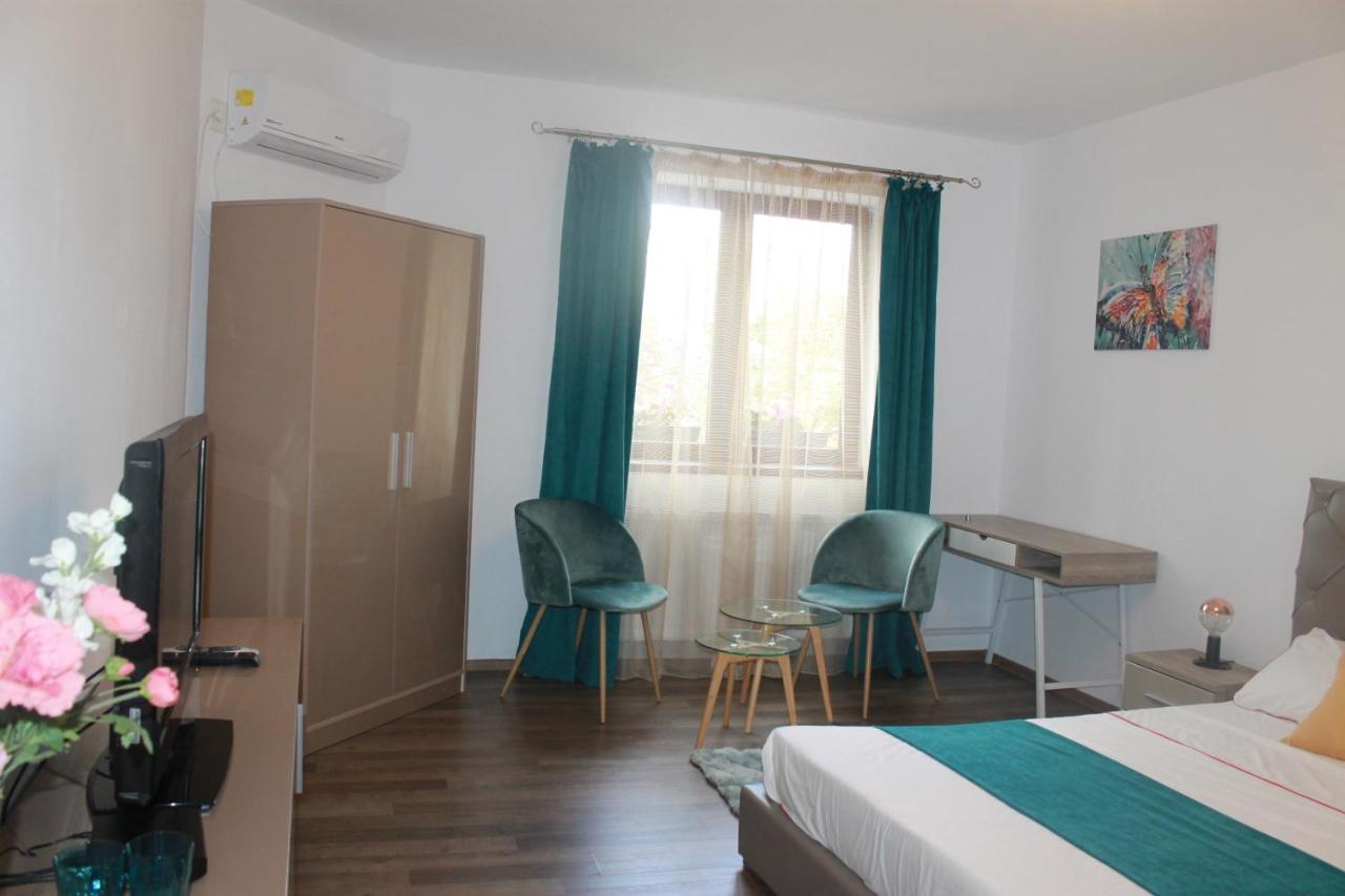 Studio Turquoise Victoria Bukarest Exterior foto